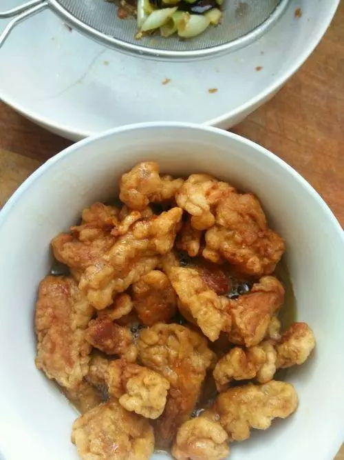 最簡單方便的酥肉扣碗做法,學會了在家輕鬆搞定