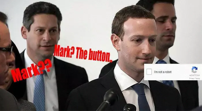 國外網友開始懷疑他「其實是機器人」!聽證會露出奇怪表情:整張臉都超詭異…