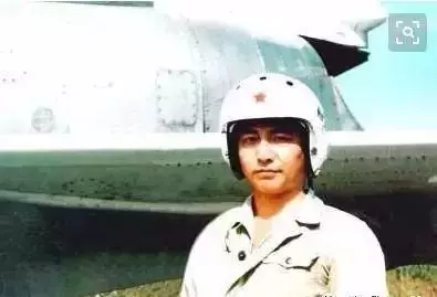 不幸消息傳來!40艘戰艦齊聚南部海域,中國戰機血染長空,此仇必報!