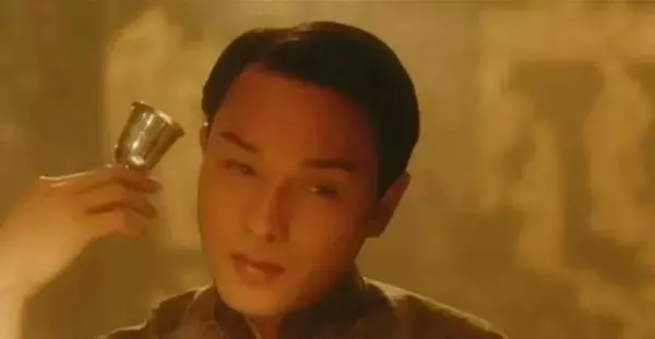 張國榮逝世16周年,摯愛唐先生「深夜發文」:短短16個字,道盡人生的愛別離苦!