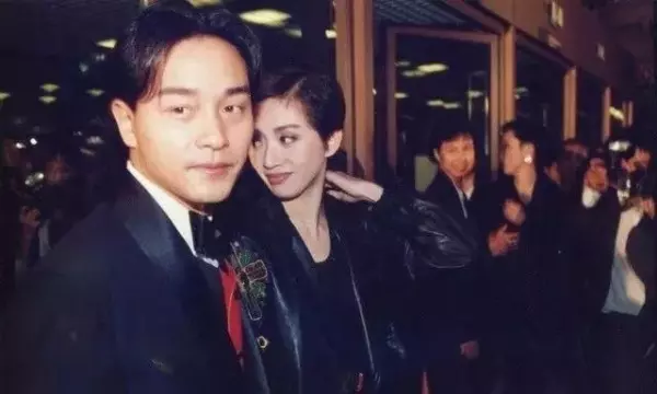 張國榮逝世16周年,摯愛唐先生「深夜發文」:短短16個字,道盡人生的愛別離苦!
