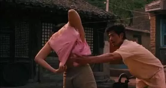 章子怡一輩子不想看到的照片,第三張令人臉紅,汪峰看到會瘋 !