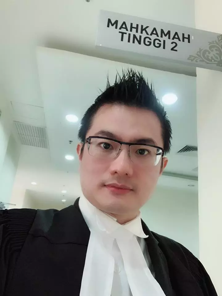 【辣眼睛!】江昭上大律師「穿BIKINI秀身材」直呼男女平等! 網民爆笑:你的小鳥飛走了?(內有視頻)