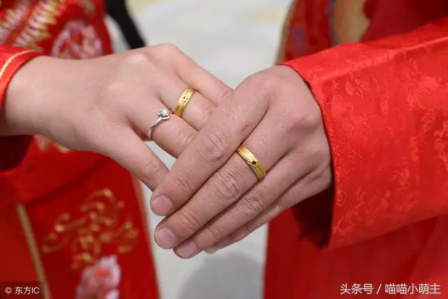 帶窮男友見父母,她們堅決反對,3年後,一張單子讓男友哭著跑來