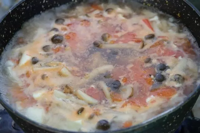 一碗湯裡5種食材,十分鐘就煮好,簡單省事又營養,增強抵抗力還減肥!