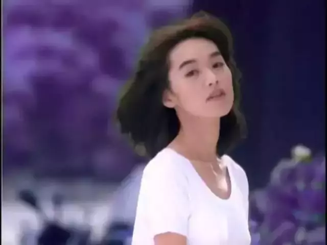 她也玩完了!一連被爆4個男友,原來都是假清純!可惜他卻愛上了渣男