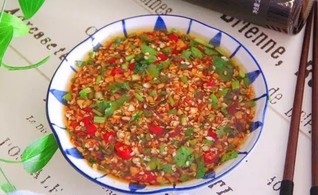 「萬能的調料汁」,拌什麼都好吃,做法和配方詳細講解,2分鐘學會