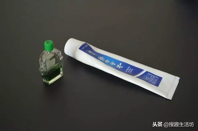 風油精加牙膏混合,作用太棒了,一年能省下不少錢,越早知道越好