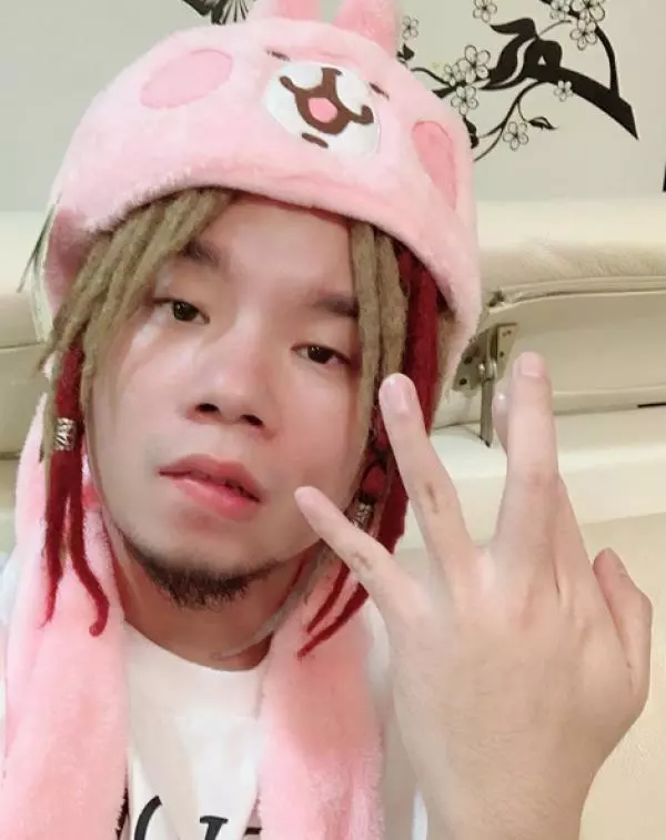 一個月八萬?!「男人幫」 驚爆某「炫富YouTuber」開價包養正妹 引網爆量討論