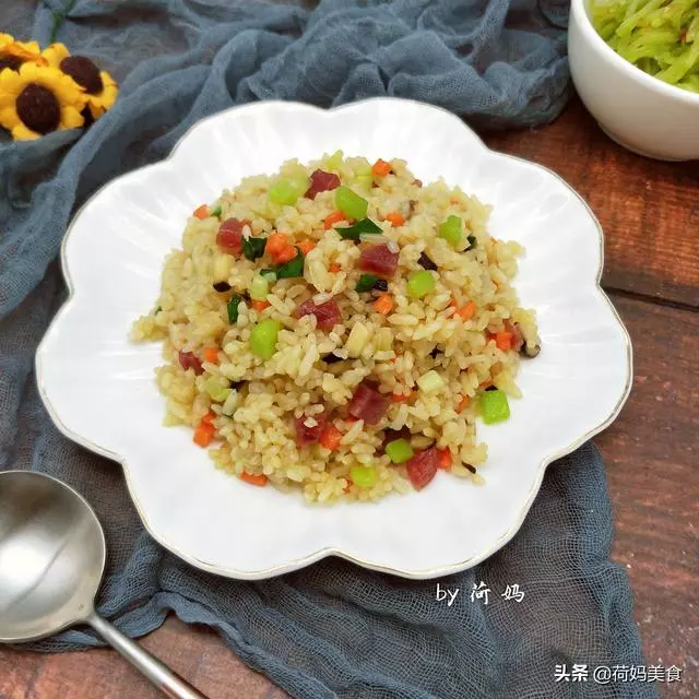 5道剩米飯的花樣吃法,10分鐘搞定,簡單營養美味,懶人的福音