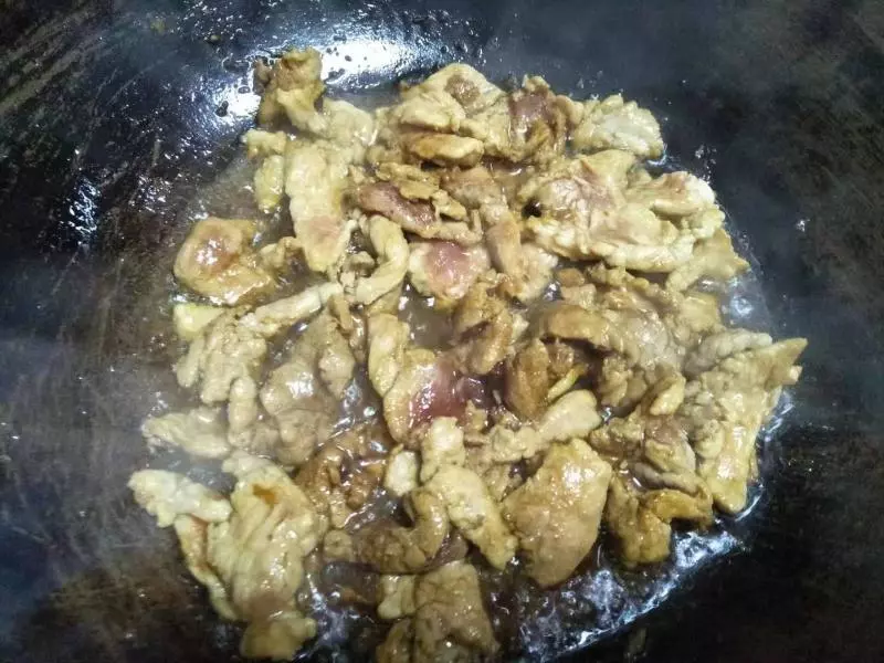 杏鮑菇炒肉時,多加「這一步」,炒出來香軟可口,很入味