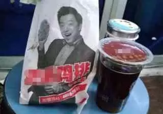 一份雞排十塊錢,還另送飲料,難道不會虧嗎?店家:賺得盆滿鍋滿