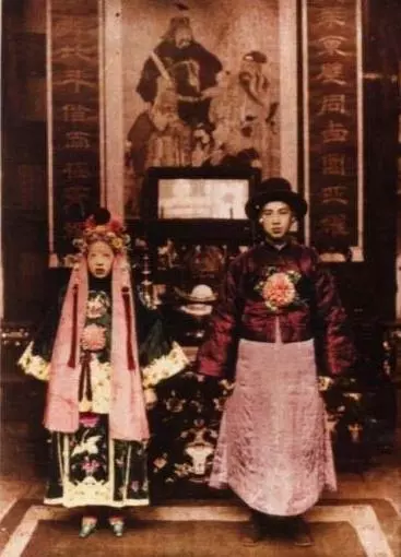 【真人真事】最大懸索橋上空,大白天驚現「鬼結婚」!開始還不信,看影片後嚇得毛骨悚然!