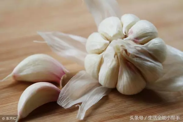 這些東西千萬不能放冰箱,不保鮮且爛的更快,小心危害身體健康!