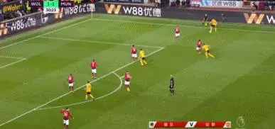 麥克托米奈破門斯莫林烏龍揚染紅,曼聯客場1-2狼遭逆轉