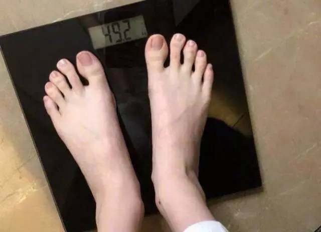 減肥時,什麼時候稱體重,是你的凈體重?很多人都稱錯了!