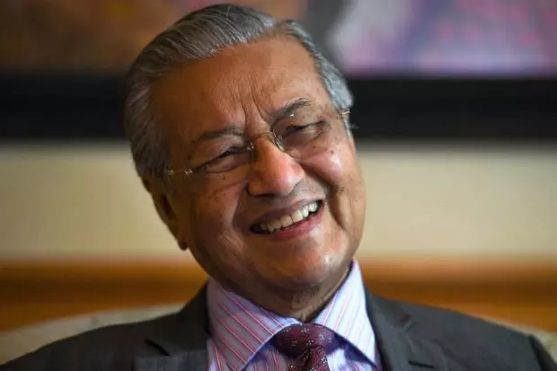 因背後這起事件!傳開齋節後委副首相取代旺姐? 阿茲敏親自喊話了!