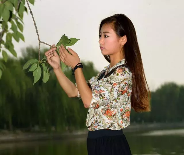老婆去世小舅子拋棄岳母,我再婚時帶著岳母,她臨終送我一份大禮