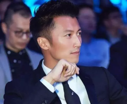 39歲謝霆鋒傳來喜訊,本人親自官宣證實,網友紛紛送祝福!