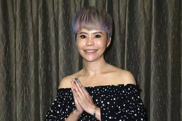 51歲詹雅雯曾因幫助被家暴女孩,致腰部受傷!被稱「公益天后」的她直言:我的生命是眾生的!