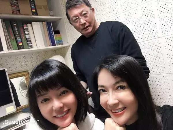 救子狂燒3千萬!狄鶯回春變了一個人,重返舞台!狄鶯穿深V短裙「大秀女神級美腿」