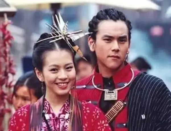 她曾跟陳喬恩一樣紅,17歲懷孕被阮經天拋棄,今30歲仍單身!