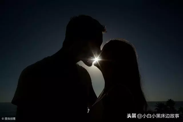 小姑子結婚當天,我開心塞2萬紅包,收到一條簡訊,我直接報警