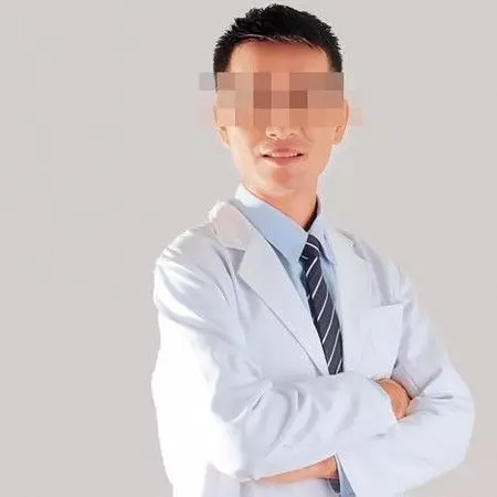 抓姦在床!為了處女成為名醫...職務之便『看診順便挑』 網嘆:『好勵志的故事(?』