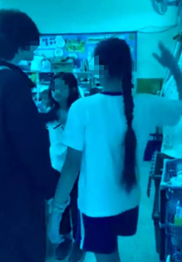 女兒慘被霸凌忍2年...「虎媽衝學校1:1正義私刑」網一面倒力挺:以暴制暴!教育部痛斥...