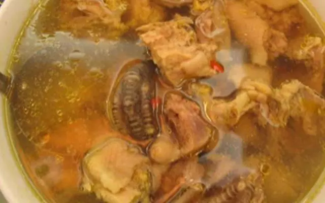 老婆懷孕每餐喝5碗雞湯,老公疑惑帶去檢查,看見B超如遭雷擊!