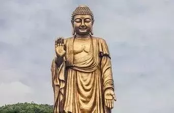 皇帝:你不吃肉,我便屠城!高僧含淚吃完後說了一句話,流傳千古