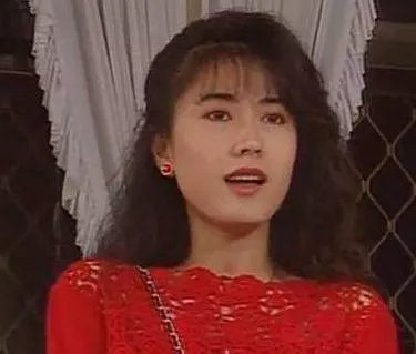 她用43年智鬥小三,丈夫去世後繼承70億財產,小三們顆粒無收