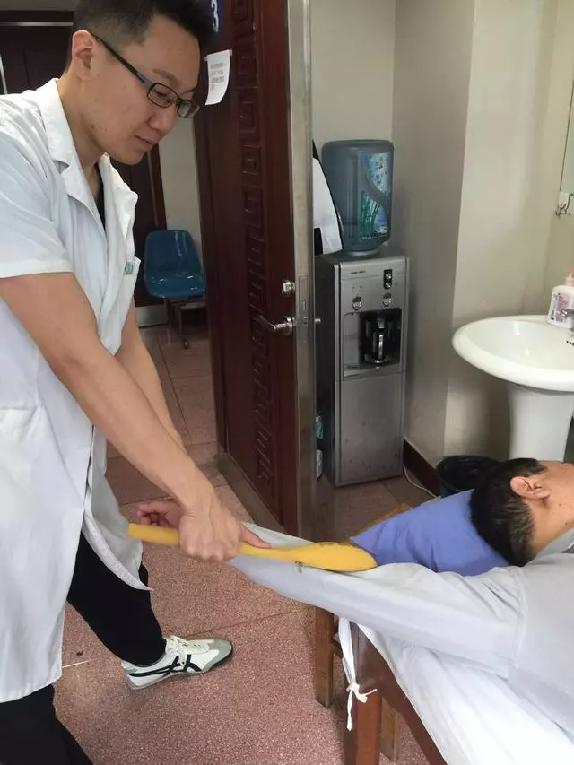 葛主任教您捏筋拍打一身輕!