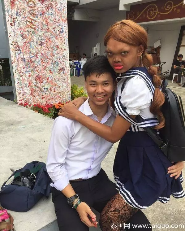 19歲少女「天生沒鼻樑」被整個社會嫌棄 意外被模特兒公司相中「上演醜女大翻身」贏得選美!!