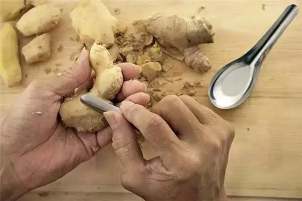 注意!「這種薑」千萬不要買,家裡有的趕緊扔掉,當心影響肝臟功能甚至致癌!