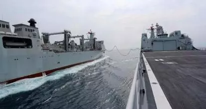 中國軍工捷報連連!4萬噸超級軍艦入役,俄羅斯:我們造不出來