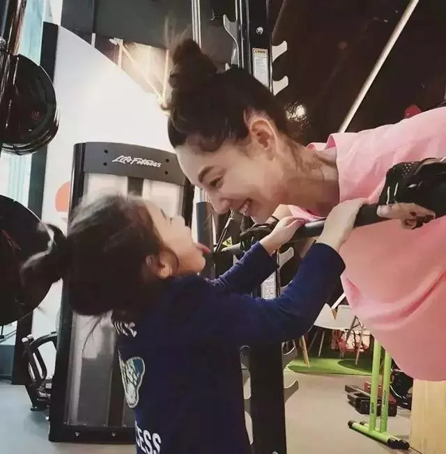 TVB女神回歸拍《法證先鋒4》 曾因不慎跌落山坡刺穿肺部重傷昏迷!