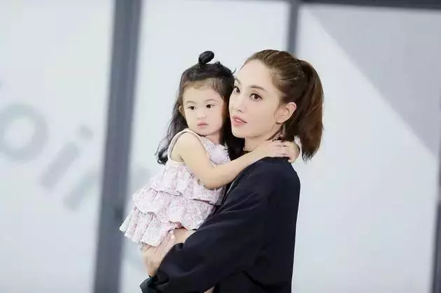 TVB女神回歸拍《法證先鋒4》 曾因不慎跌落山坡刺穿肺部重傷昏迷!