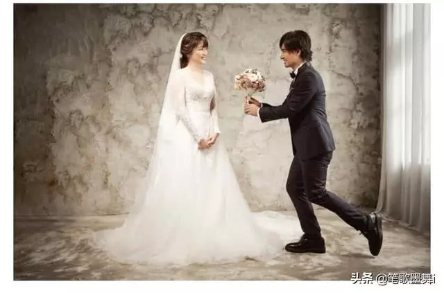 動力火車50歲尤秋興終於結婚,張宇SHE成員等圈內好友送祝福!
