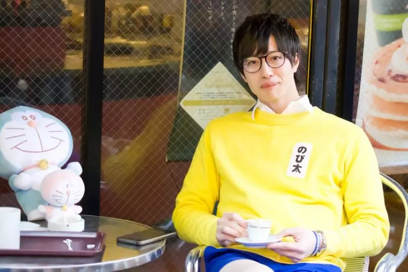 這畫面可以!當型男華麗的變身成「哆啦A夢&大雄」讓網友們都心動了!
