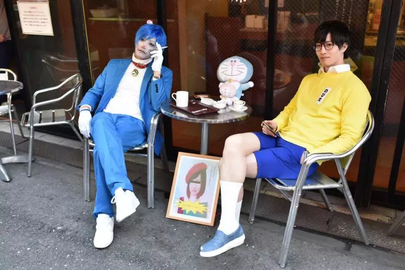這畫面可以!當型男華麗的變身成「哆啦A夢&大雄」讓網友們都心動了!