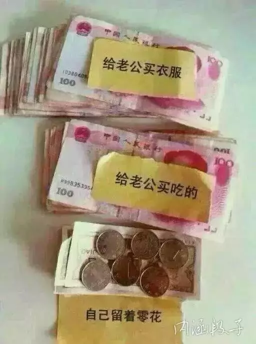 30張美女搞笑圖,保證你笑到肚疼!!美女司機掛檔的手法很嫻熟啊,亮點自己找!