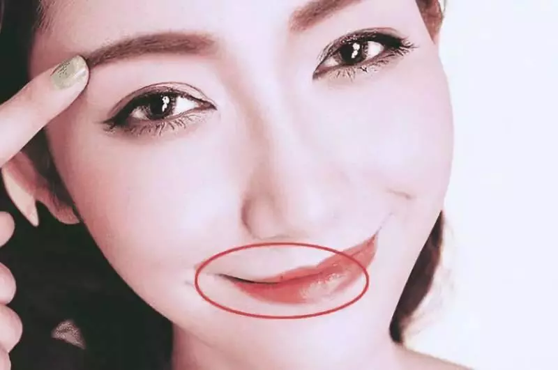 女人臉上5大吉痣,吃得好,穿得好,嫁得好