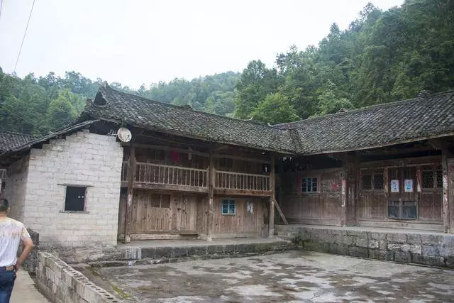 一個轉身兒子不見了,我成了全家人的公敵,但我心裡的痛向誰說去