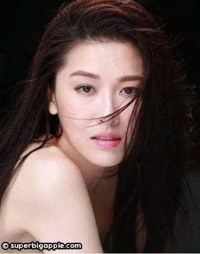 39歲仍美如畫,兩度為陳冠希懷上,網友:冠希哥看上的女人不會差