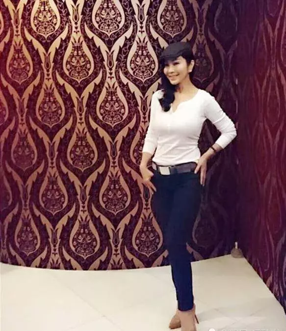 62嵗「臺灣最美麗的歐巴桑」擁有26歲爆炸身材,18歲少女看了都汗顏