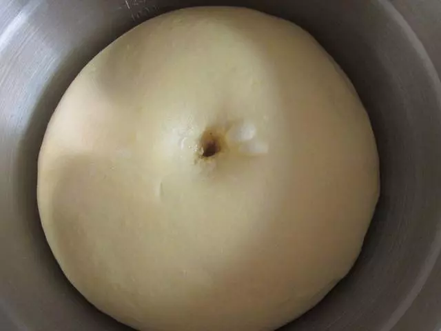 做麵包不用油脂加「它」柔軟有彈性,老化慢更健康,多做給家人吃
