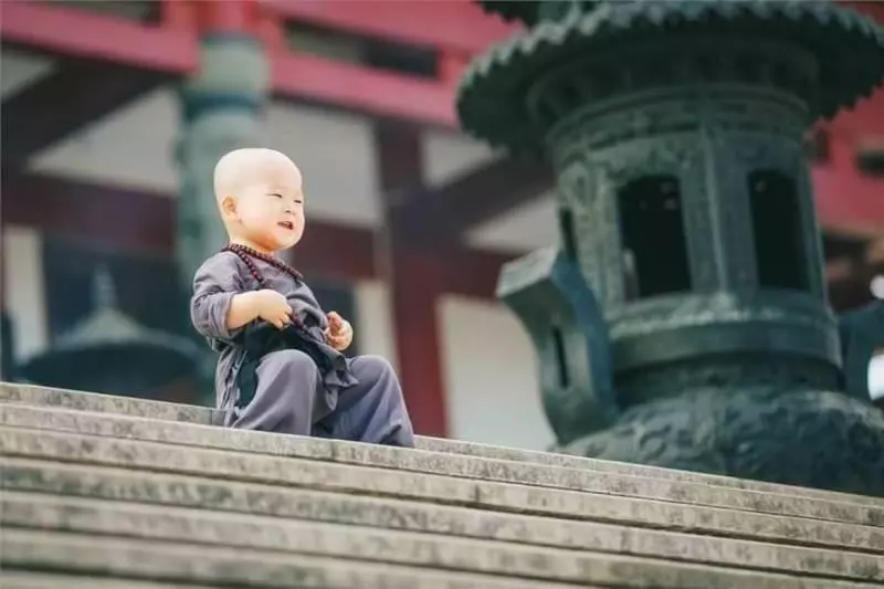 當你心煩時,不要找人聊天