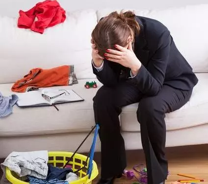 毀掉女人的,從來不是帶孩子和做家務的艱辛,而是沒人理解她的付出