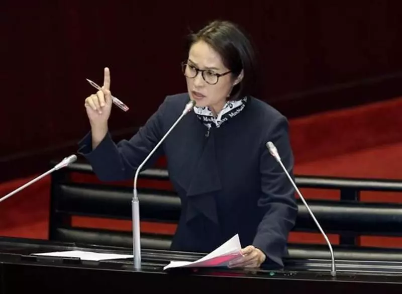 高金素梅質詢嗆爆陳吉仲 網喊爽